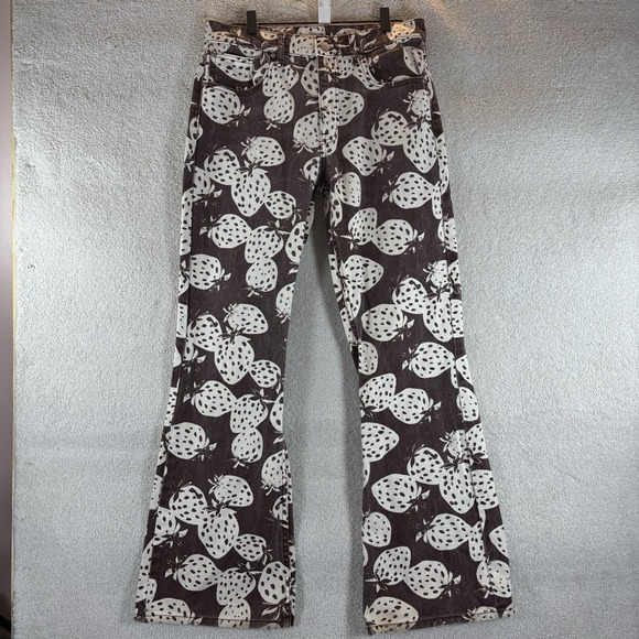 BDG Urban Outfitters Women's 90s Bootcut Jeans Strawberry Print Brown Size 28 - Picture 2 of 8